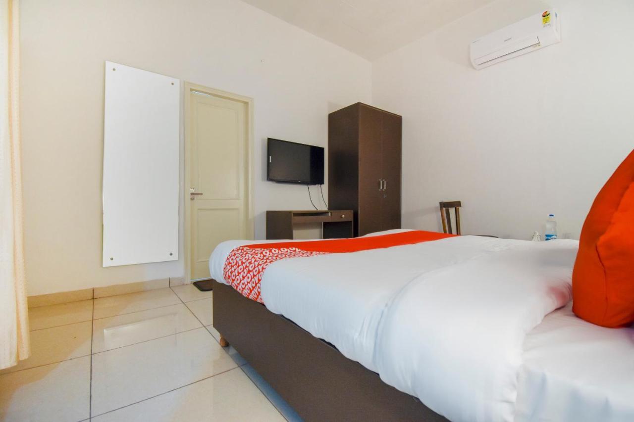 Hotel Oyo 75460 Sky High Residency à Ludhiana Extérieur photo