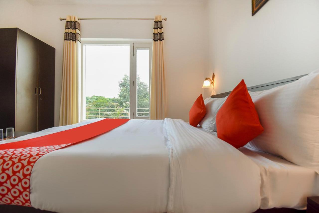 Hotel Oyo 75460 Sky High Residency à Ludhiana Extérieur photo