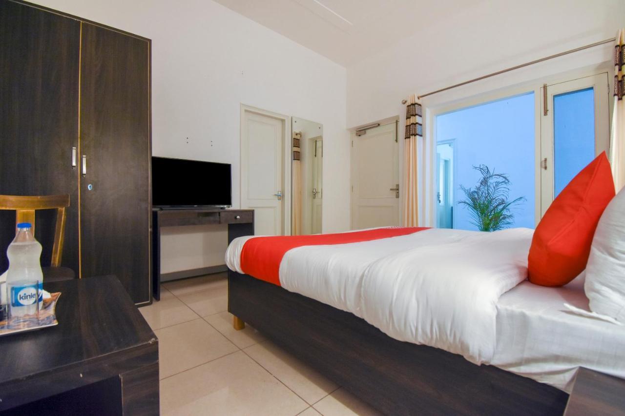Hotel Oyo 75460 Sky High Residency à Ludhiana Extérieur photo