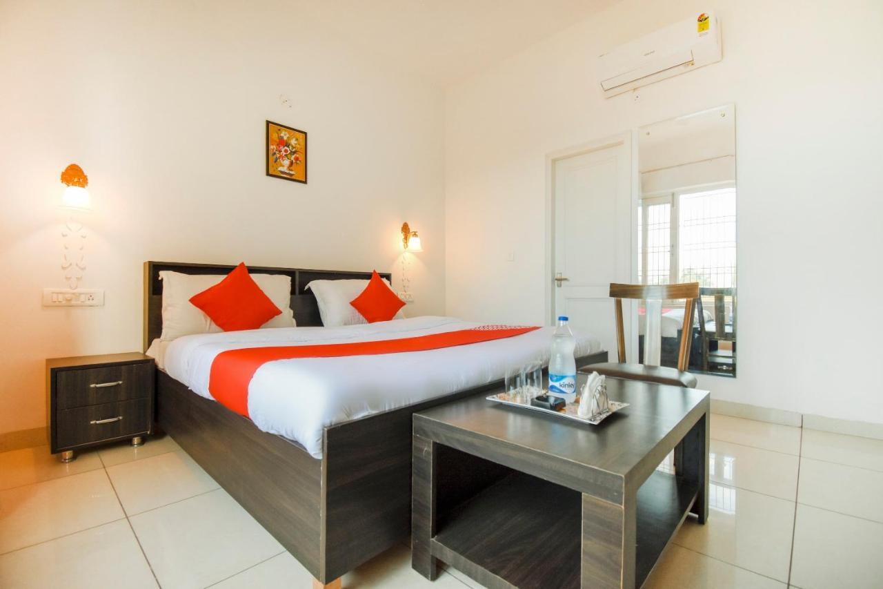 Hotel Oyo 75460 Sky High Residency à Ludhiana Extérieur photo